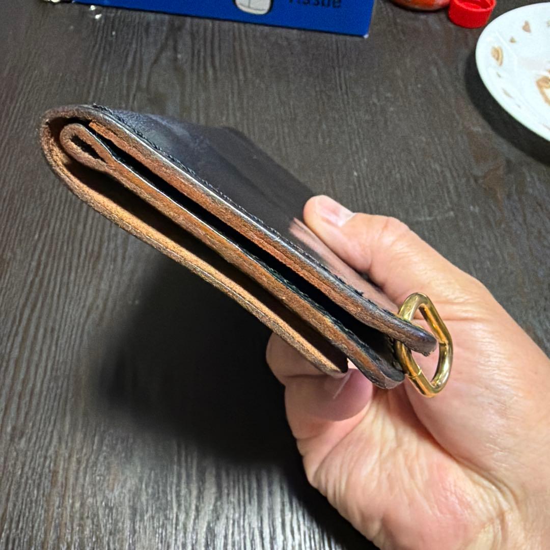 トラッカーウォレット 2年育てました。