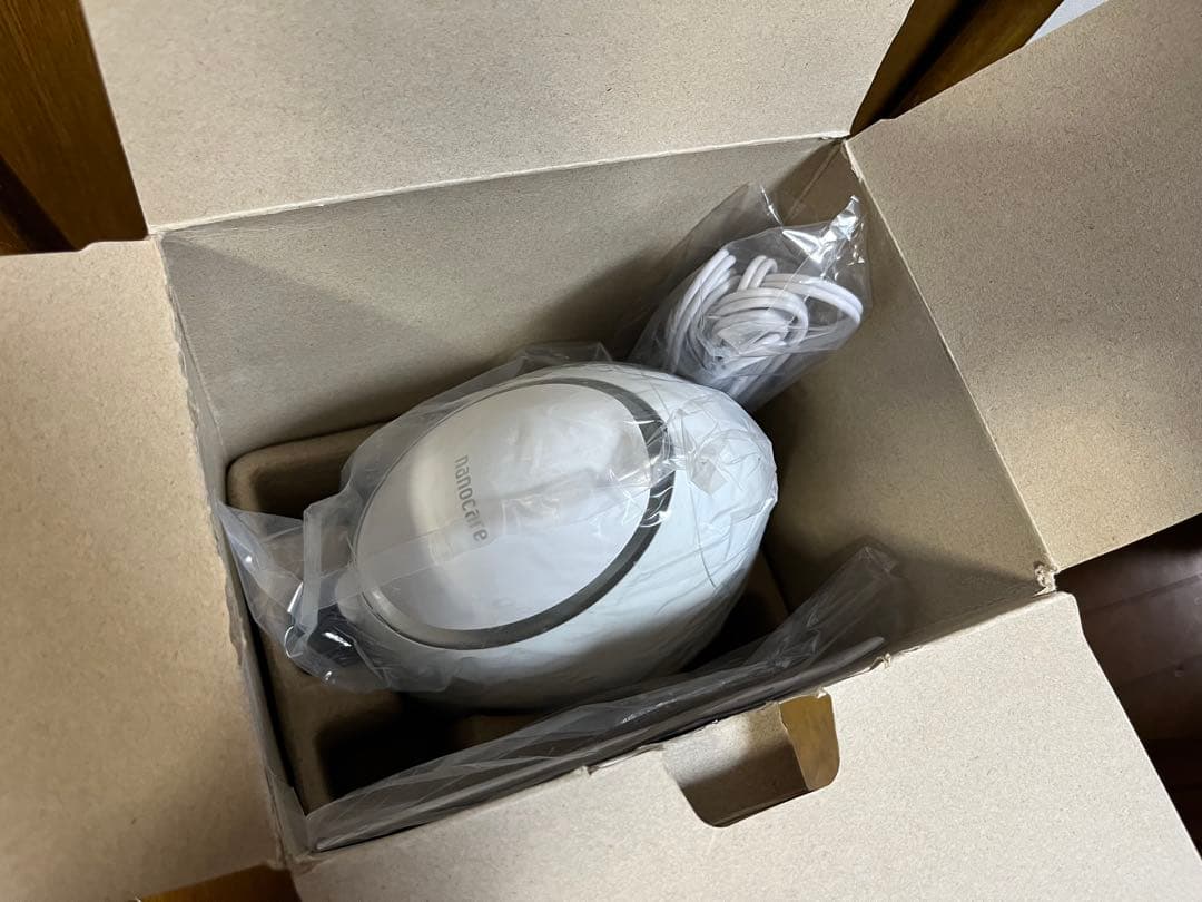 イ*ー様 【新品・未使用　箱付き】Panasonic ナノケア スチーマー EH