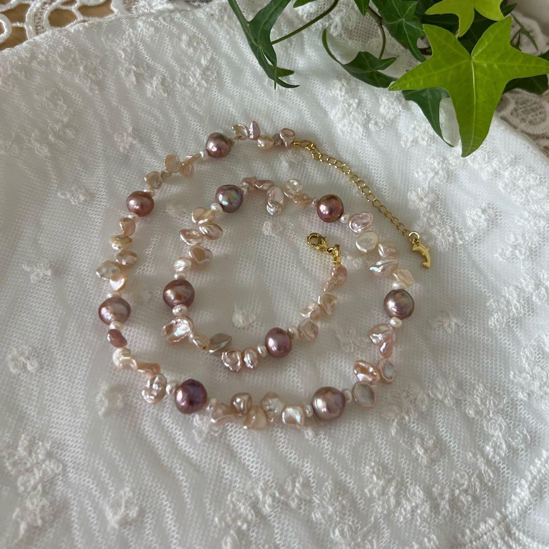 ネックレス　バロックパール　花びらケシパール　パープルピンク系パールネックレス
