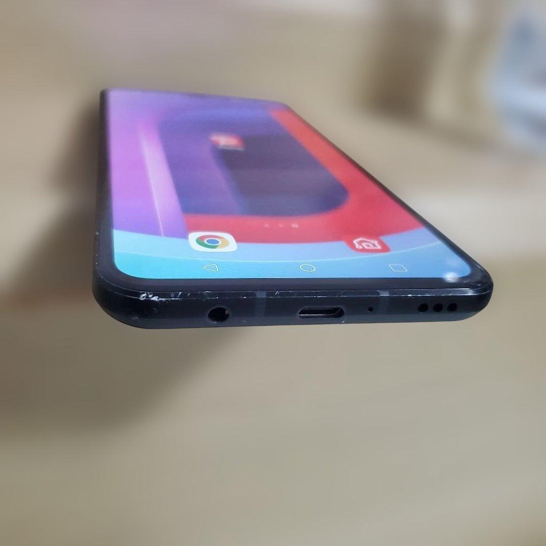 lg v60 docomo　SIMフリー