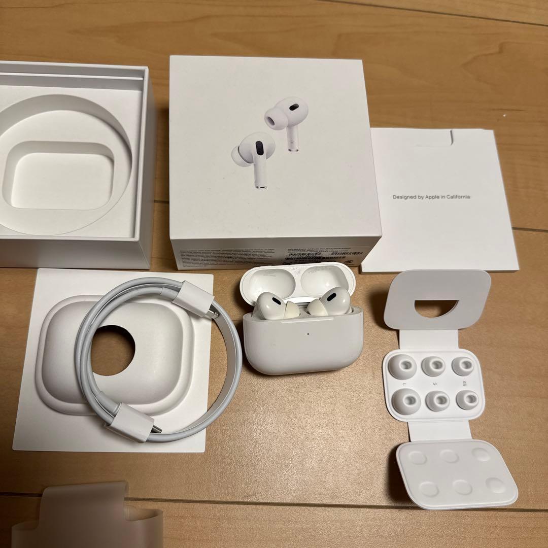 AirPods Pro2 ライトニング　小傷多い　全部揃ってます　アップル