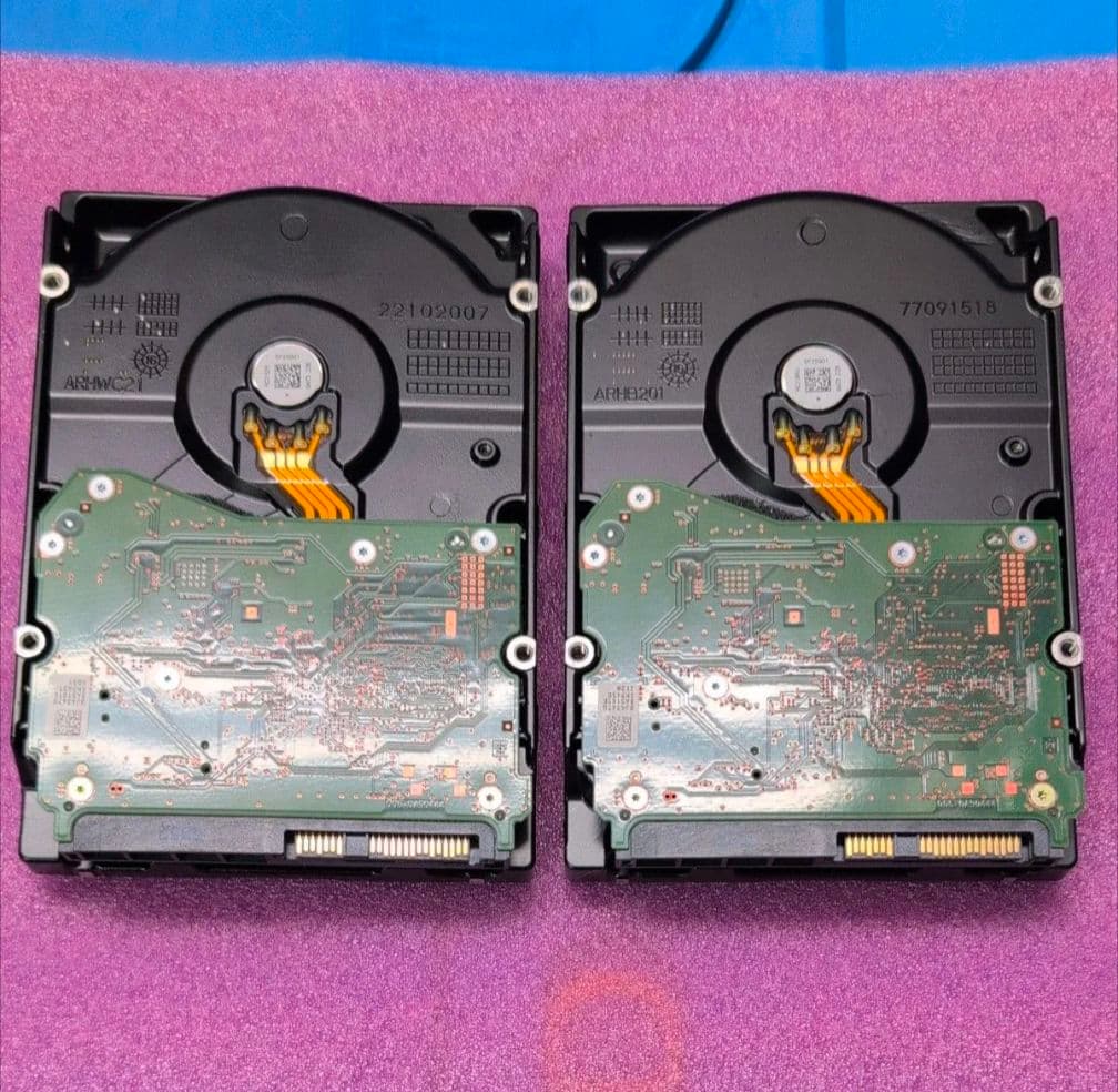 4台　HGST SAS HDD 8TB 12Gb 7200RPM