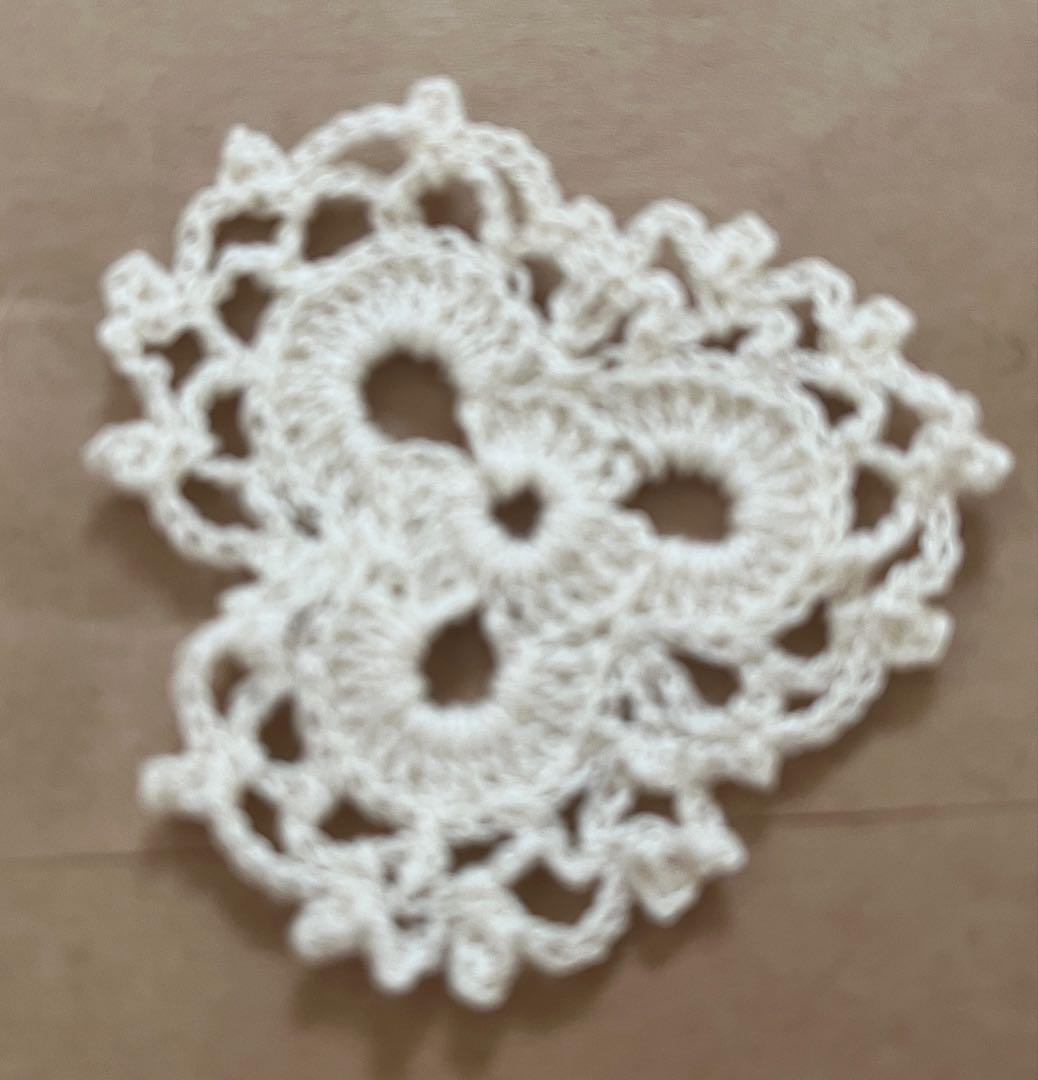 確認用レース編み花モチーフ