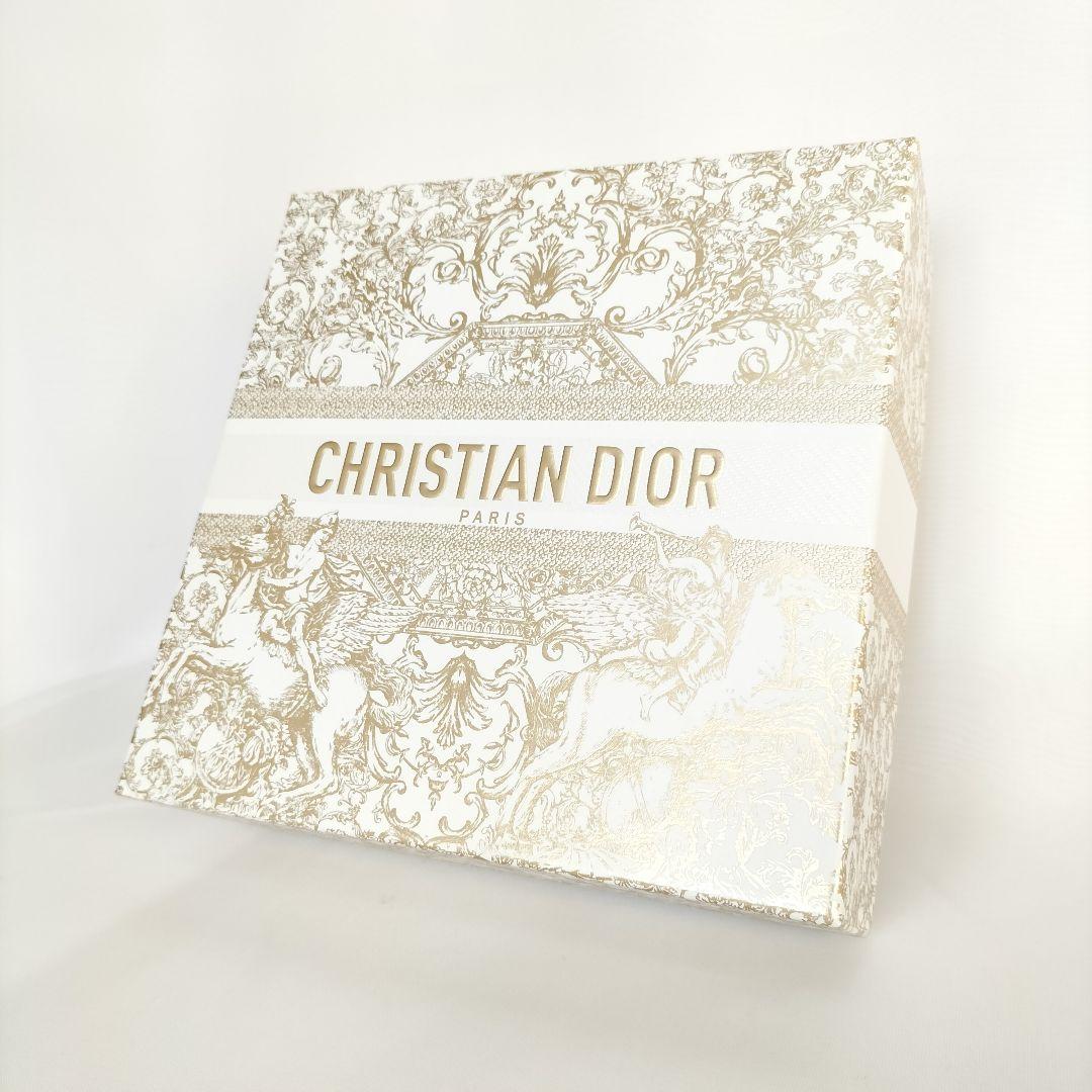 【Dior】ホリデーギフトセット ブルーミングブーケ アトマイザー