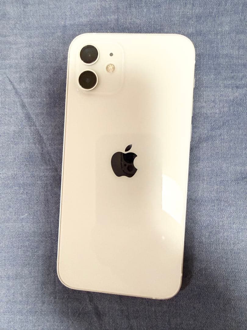 iPhone12　ホワイト　64GB　⭐︎付属品あり⭐︎