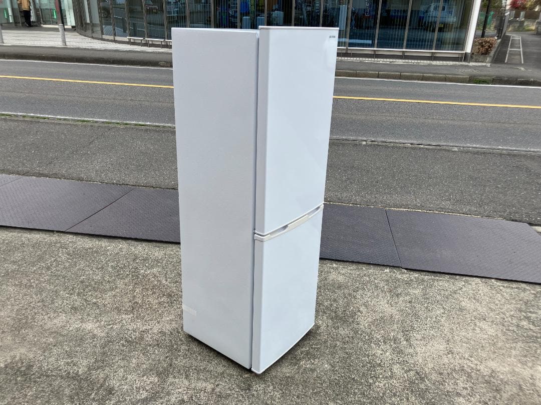 愛知岐阜/送料込★アイリスオーヤマ 162L冷蔵庫　AF162-W　2018年製